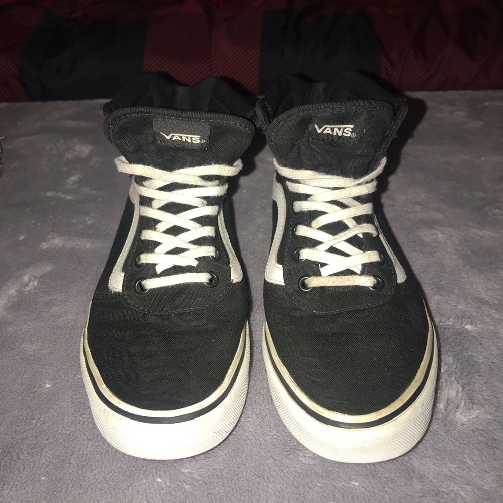 Black & White Vans